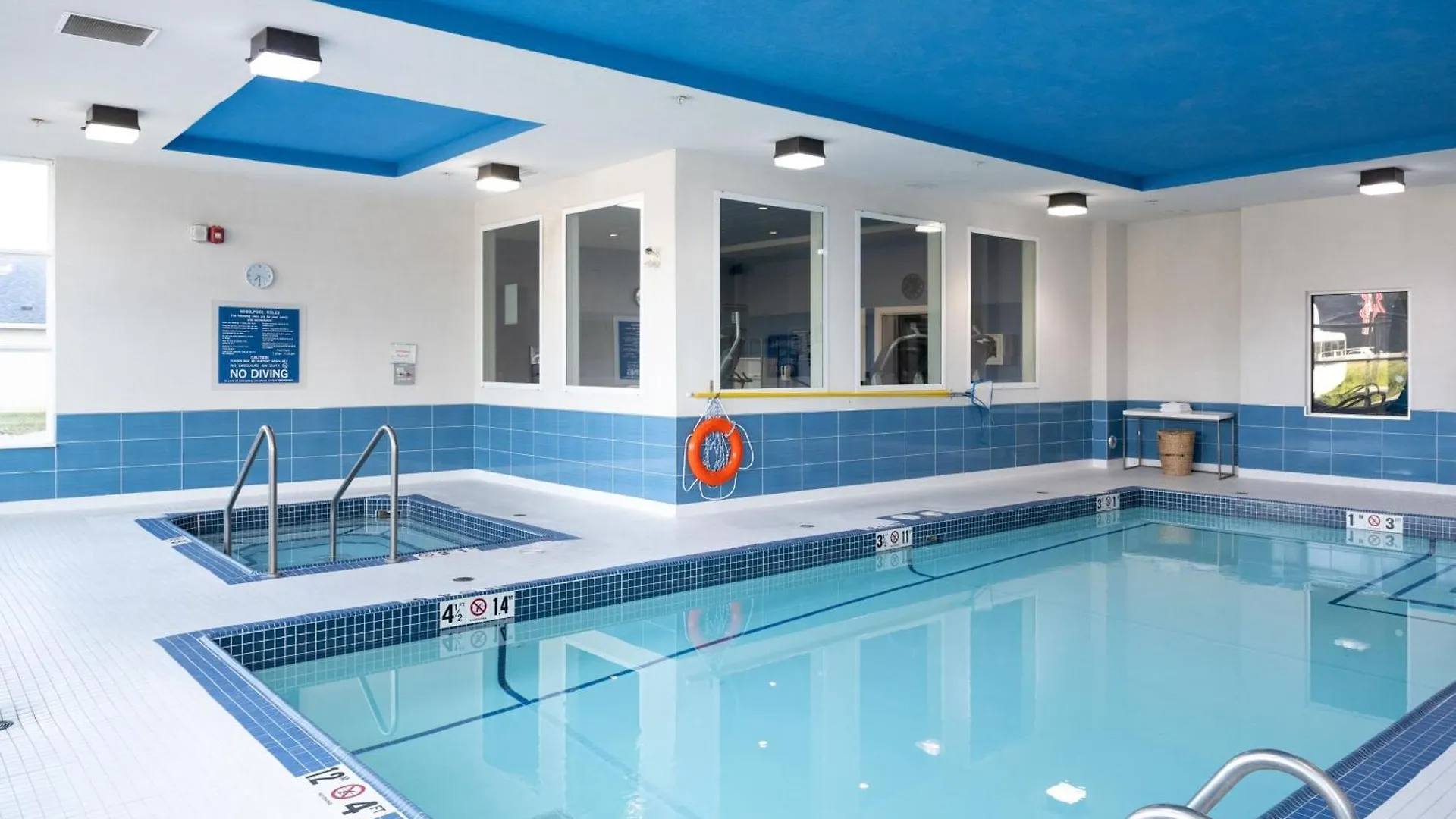Four Points By Sheraton Edmonton International Airport Nisku Hotel
